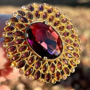 Dazzling Vintage Red Iridescent Brooch!